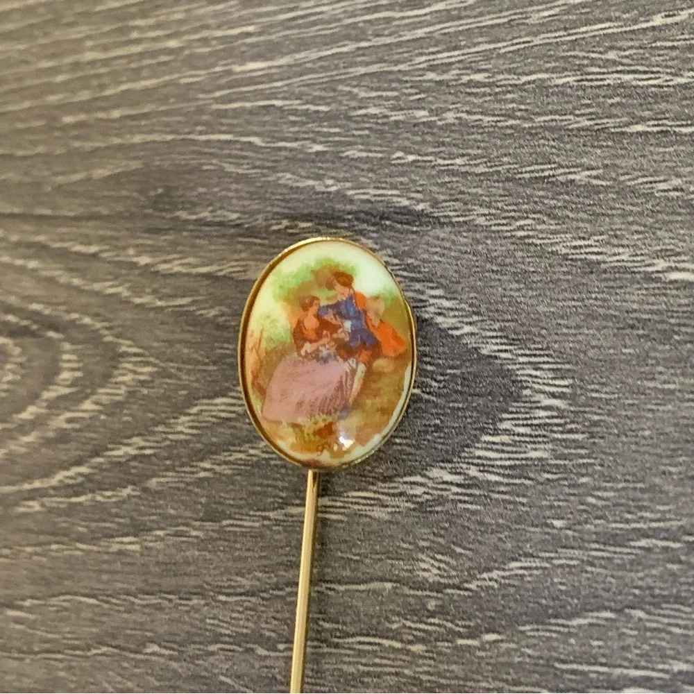 Vintage Gold Stickpin Courting Couple Victorian Limoges Fragonard 1950s